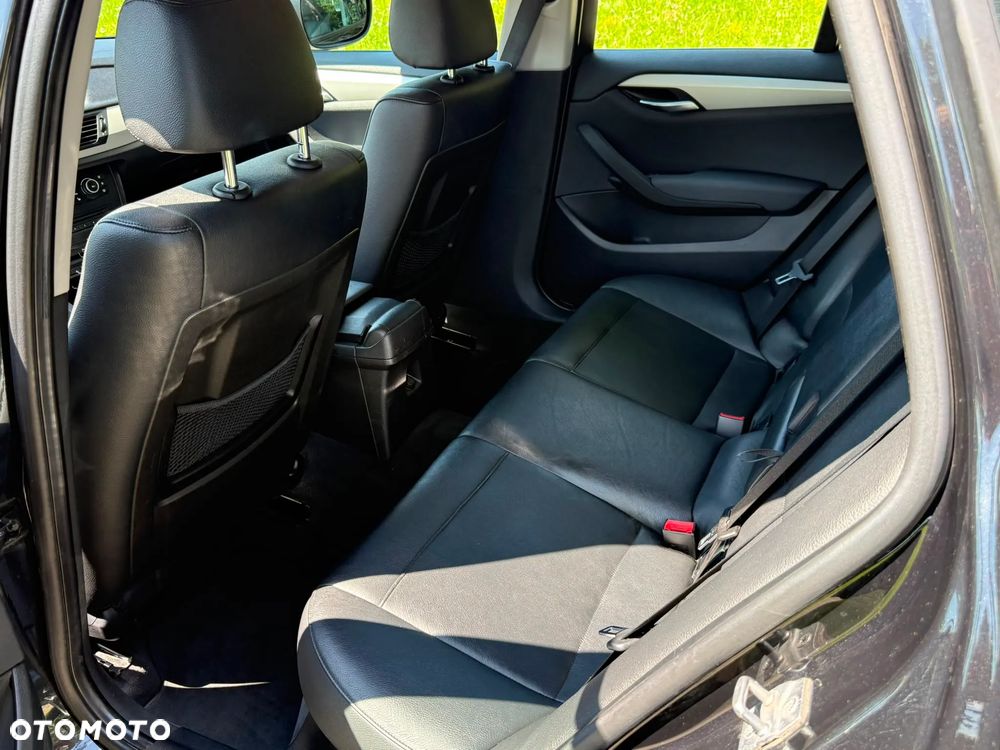 BMW X1 xDrive20d - 12