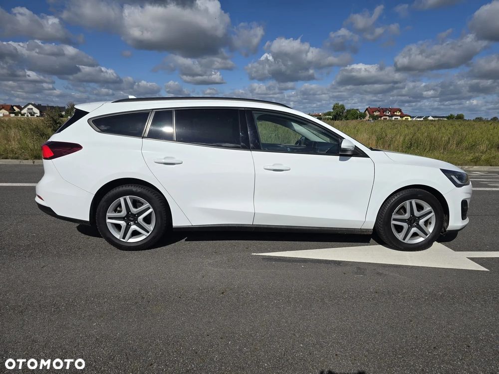 Ford Focus 1.5 EcoBlue STart-Stopp-System TITANIUM - 5