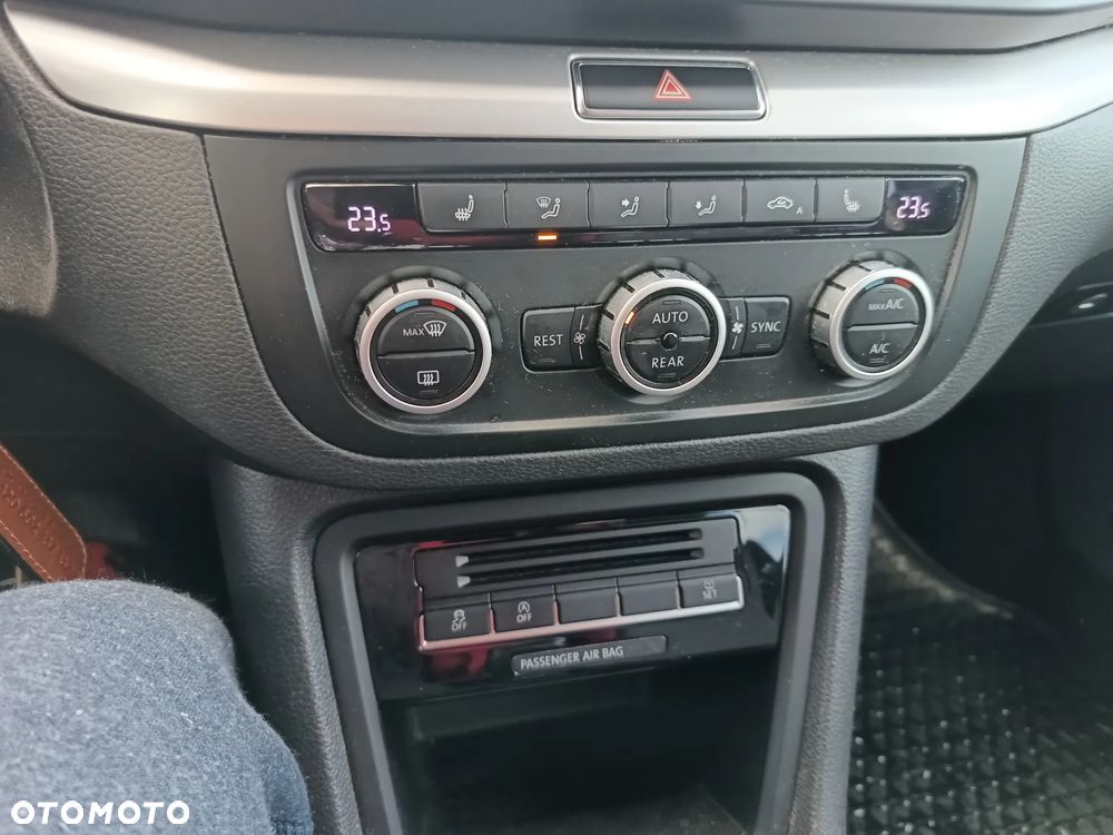 Volkswagen Sharan 2.0 TDI BlueMotion Technology Comfortline - 38