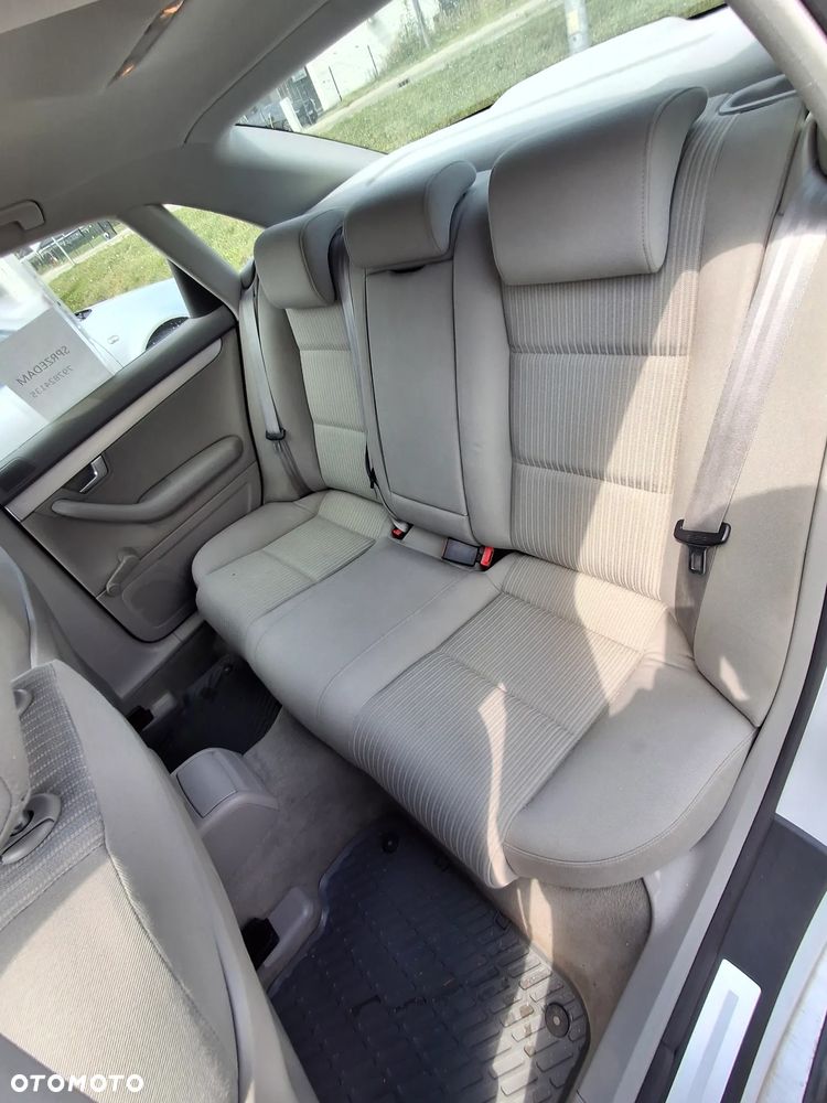 Audi A4 Limousine 2 - 9