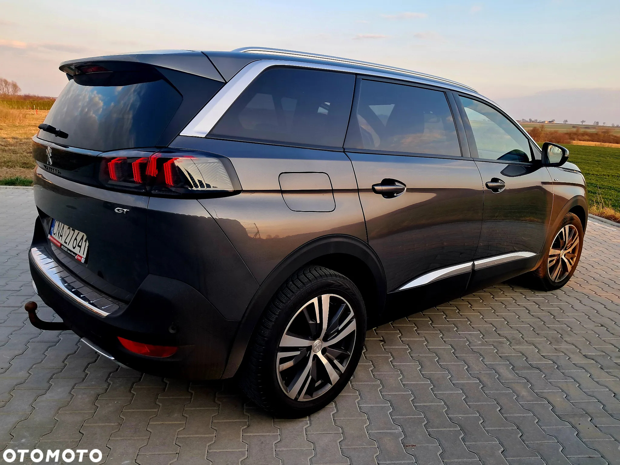 Peugeot 5008 - 11