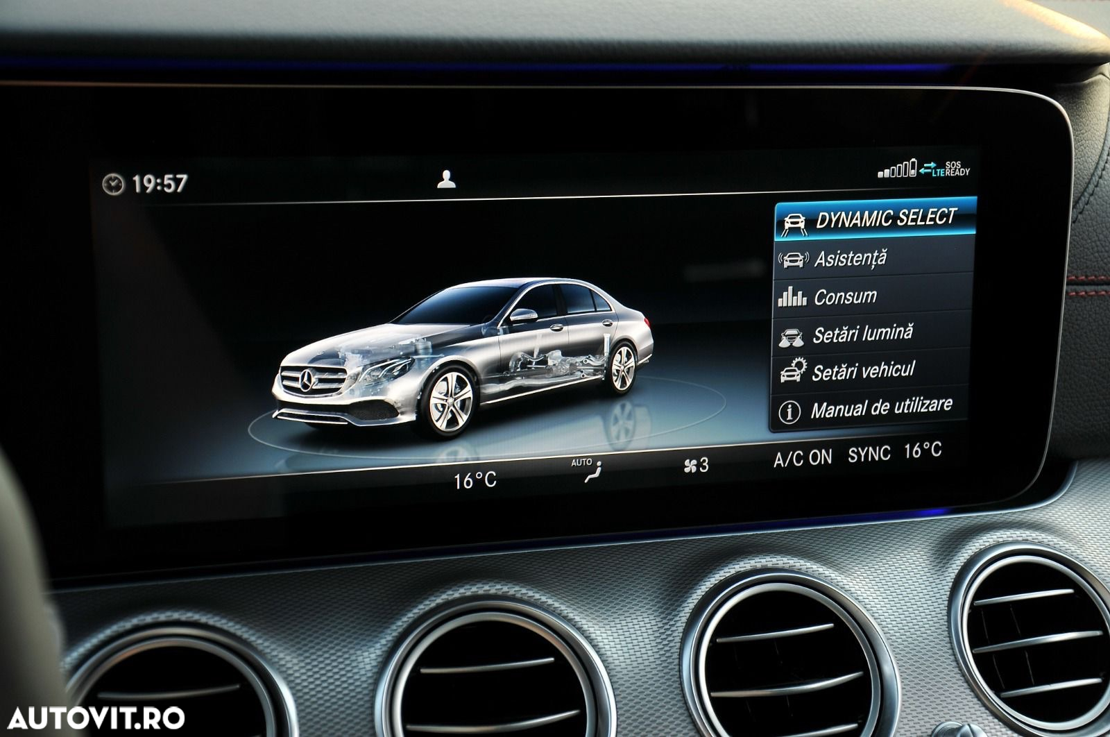 Mercedes-Benz E 43 AMG 4MATIC Aut. - 23