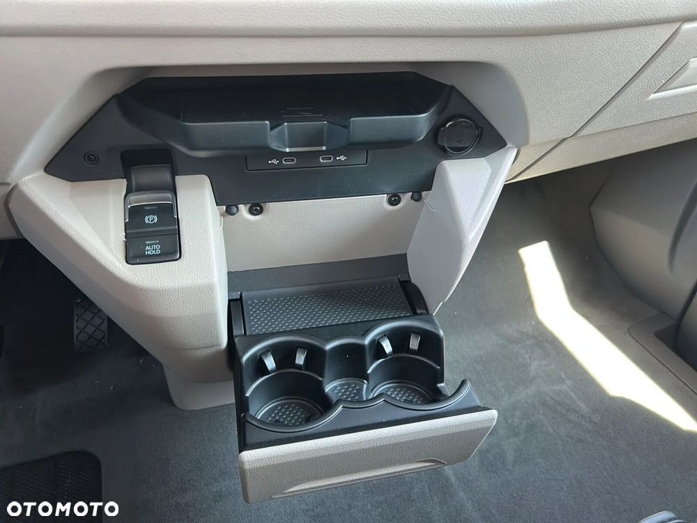 Volkswagen California - 34
