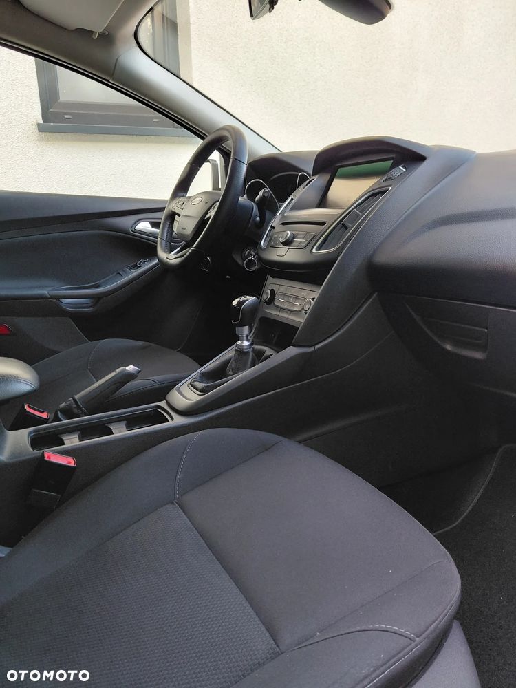 Ford Focus - 22