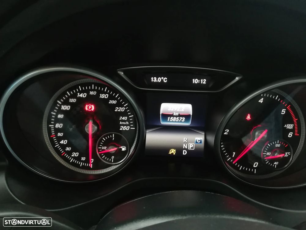 Mercedes-Benz A 180 CDI 7G-DCT AMG Line - 12