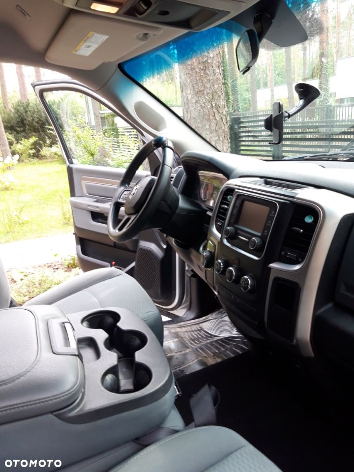 Dodge RAM - 10