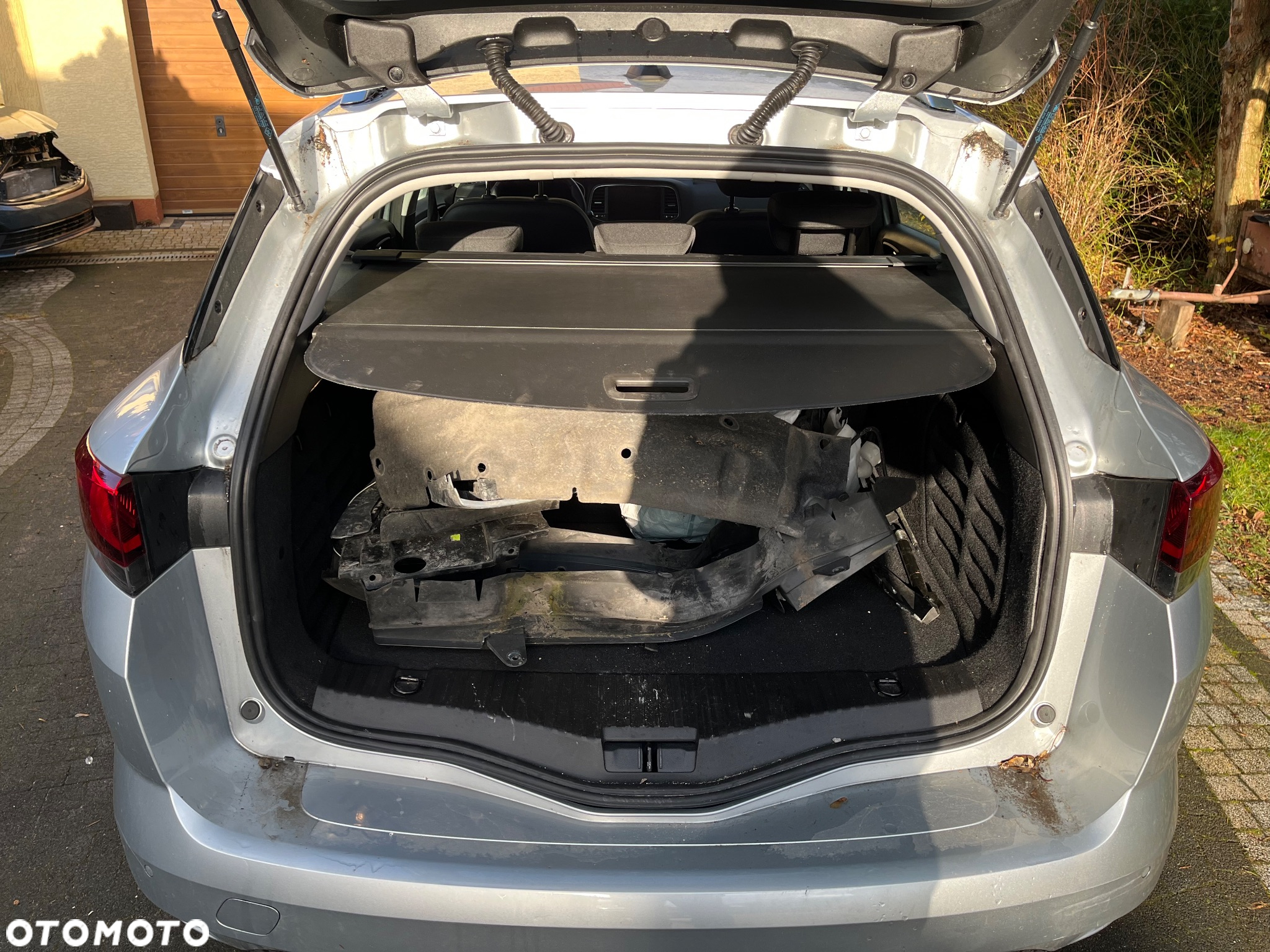 Renault Megane 1.6 E-TECH Plug-In Intens - 13