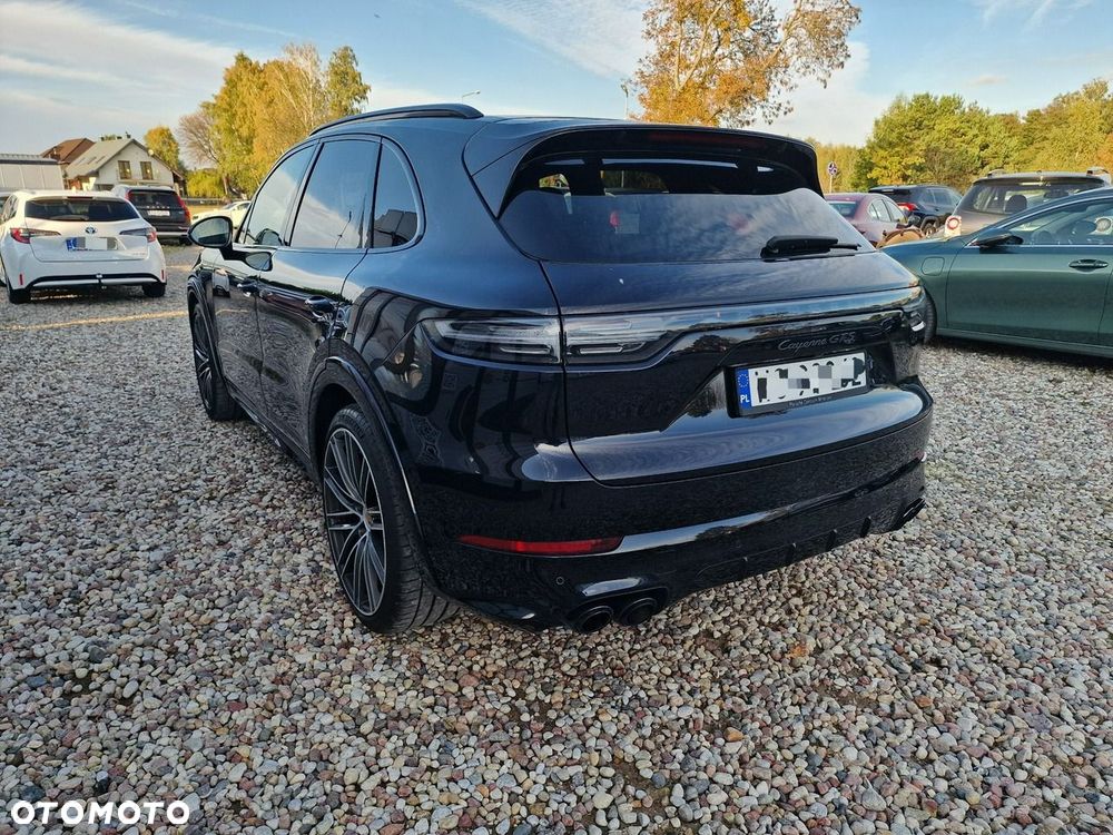 Porsche Cayenne - 12