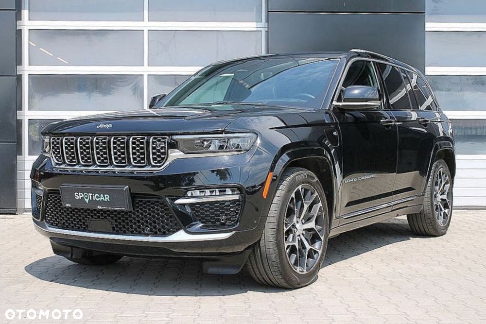 Jeep Grand Cherokee - 12