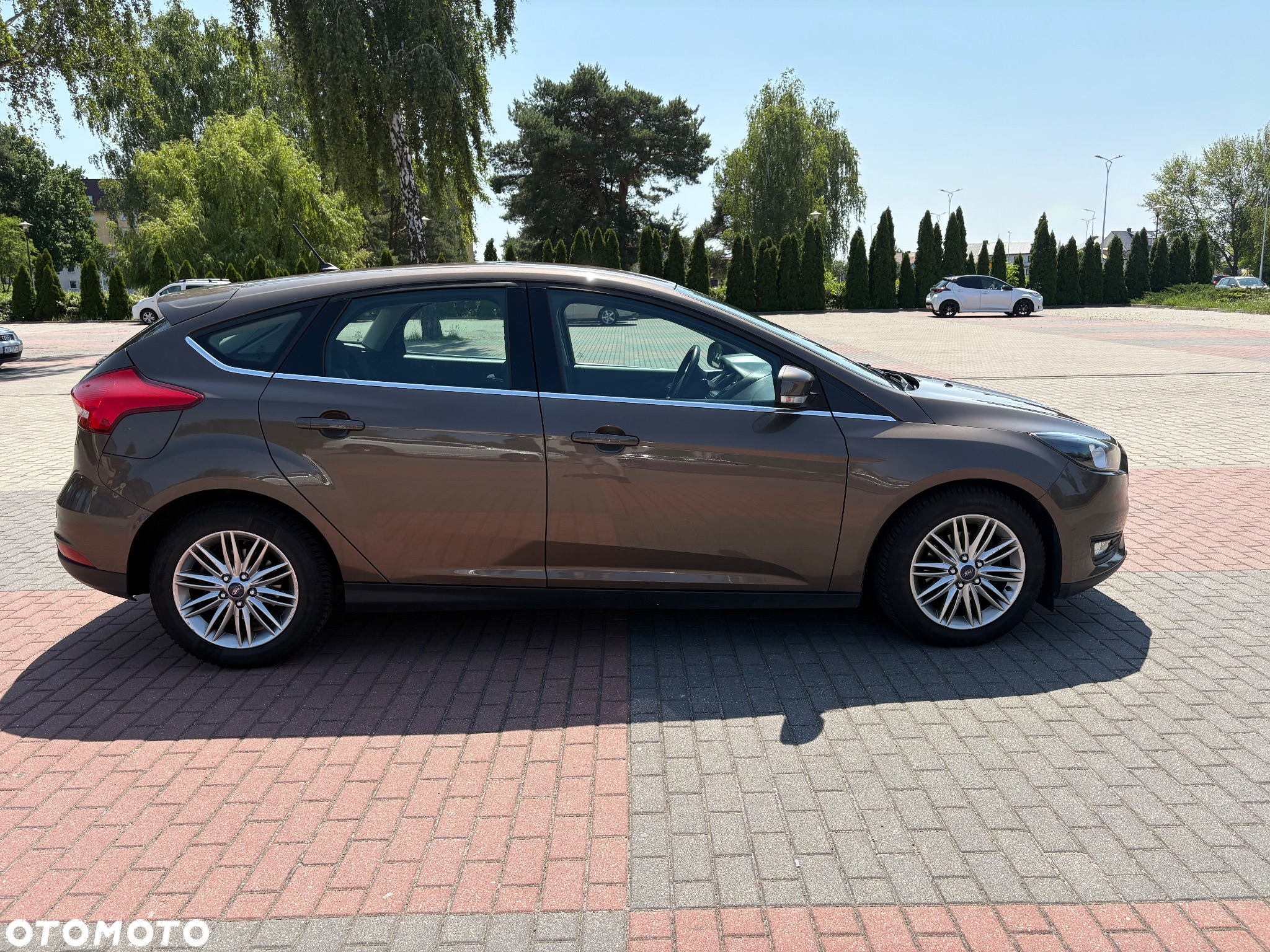 Ford Focus 1.6 SYNC Edition PowerShift - 4