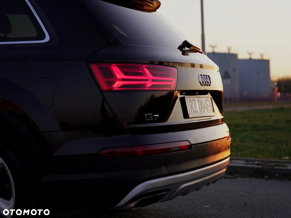 Audi Q7 - 17