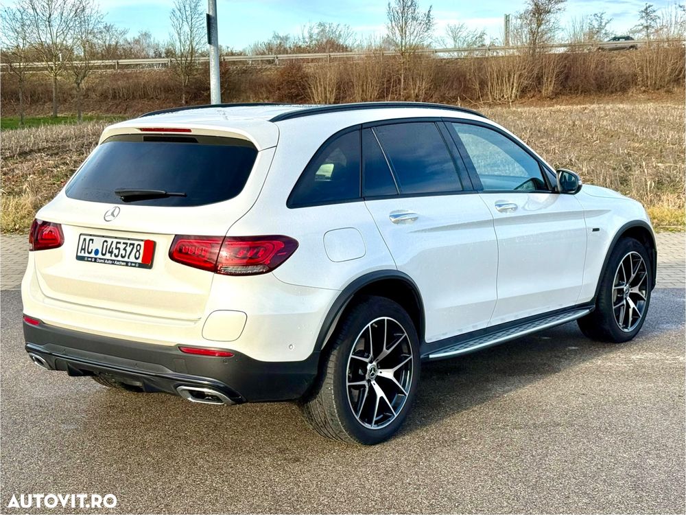Mercedes-Benz GLC 300 d 4Matic 9G-TRONIC AMG Line - 7