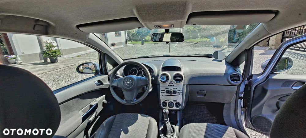 Opel Corsa - 12