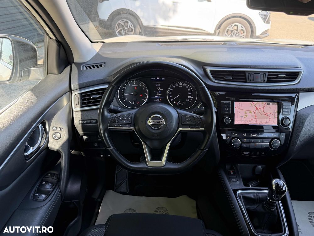 Nissan Qashqai 1.3 DIG-T ACENTA - 10