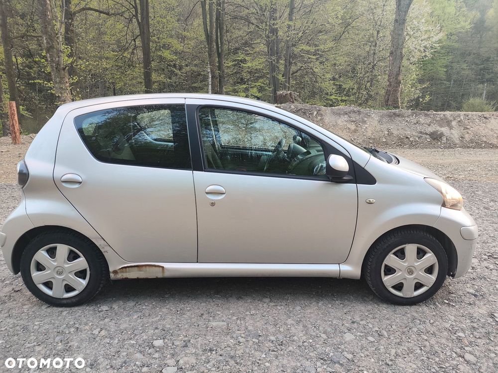 Toyota Aygo Cool - 2