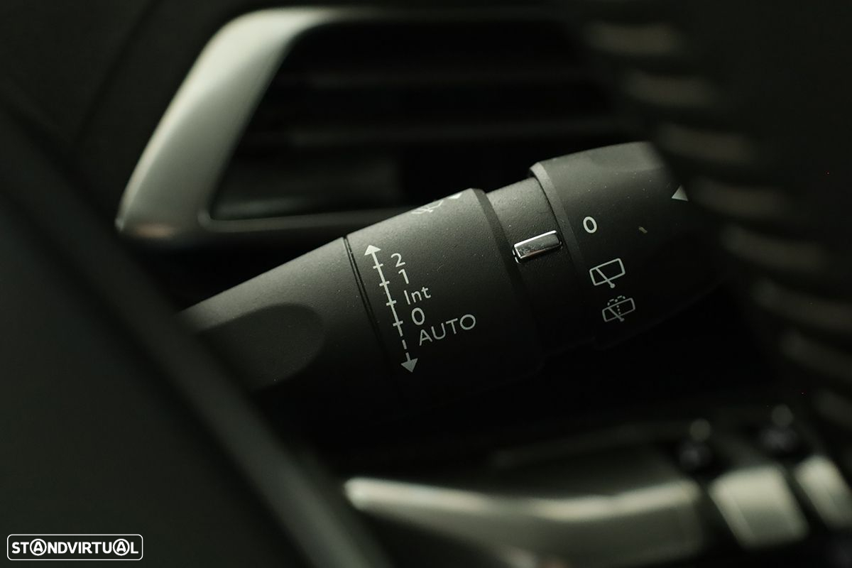 Peugeot 3008 1.2 PureTech Allure Pack - 20