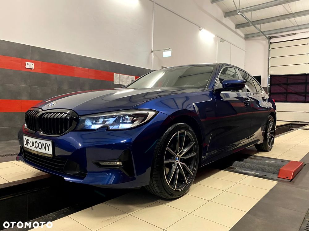 BMW Seria 3 320d Sport - 10