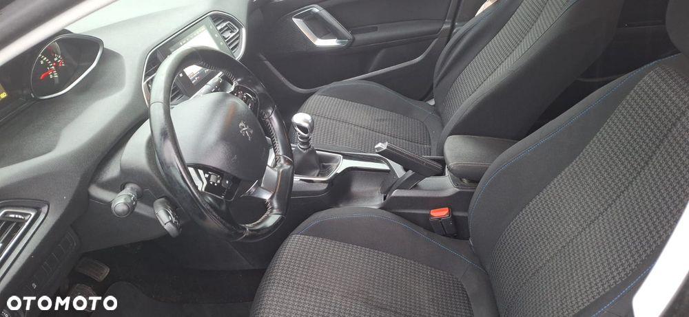 Peugeot 308 PureTech 130 GPF Stop & Start Allure - 10