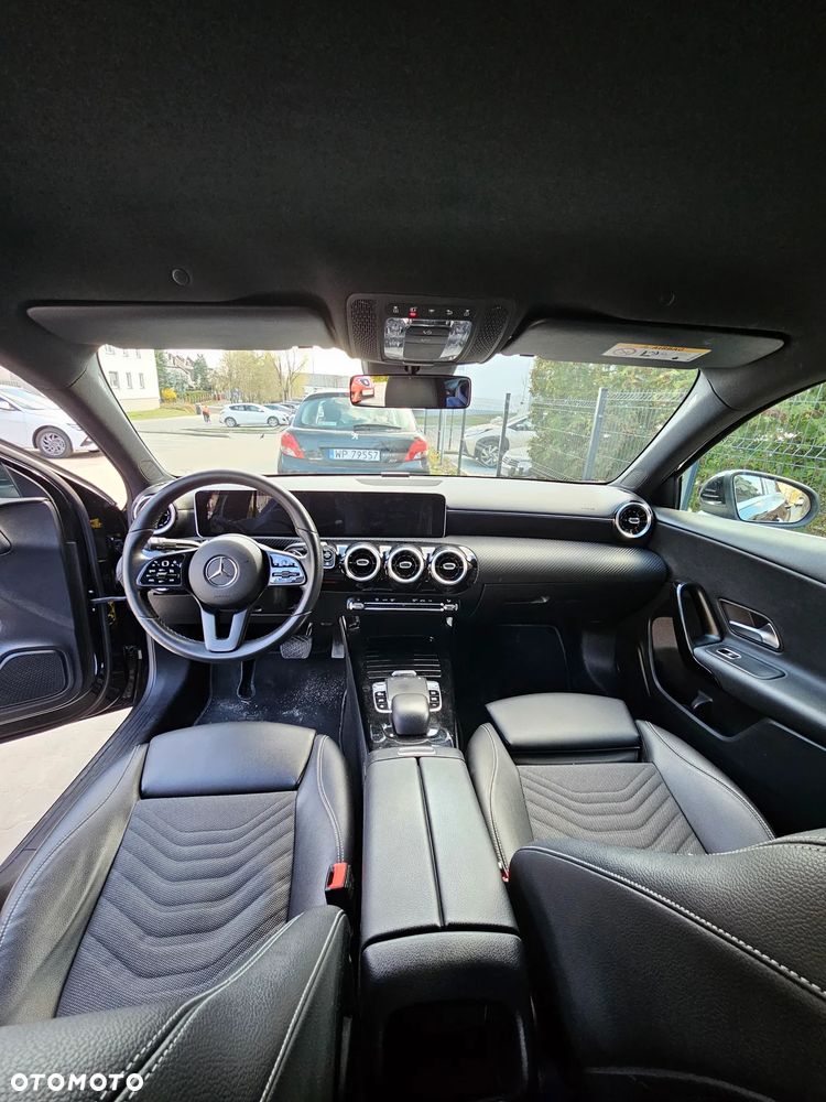 Mercedes-Benz Klasa A 180 d 7G-DCT - 23