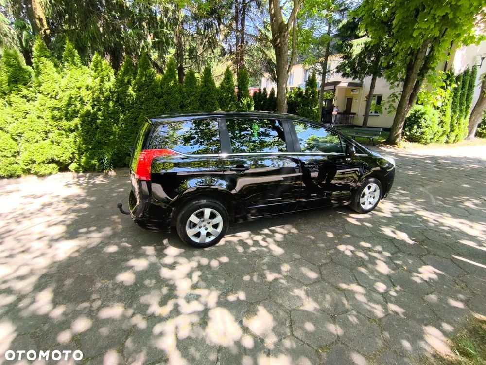 Peugeot 5008 155 THP Family - 1