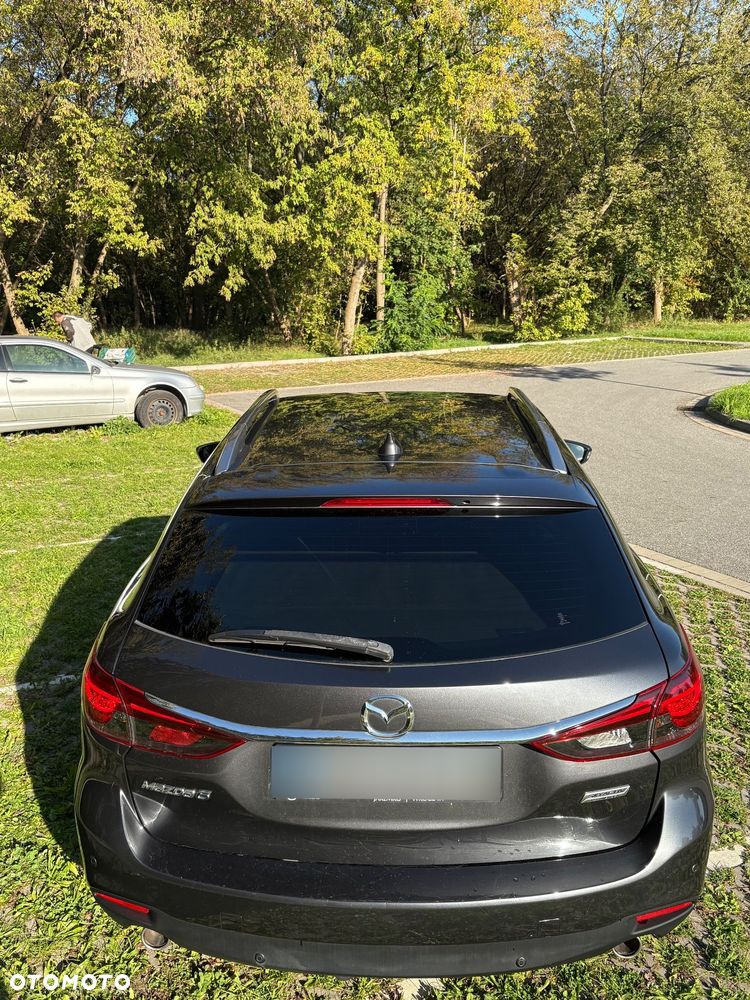 Mazda 6 - 12