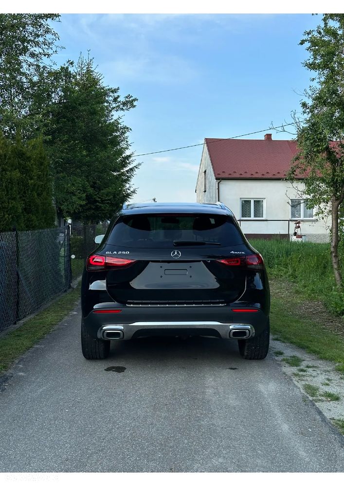 Mercedes-Benz GLA 250 4-Matic Style - 4