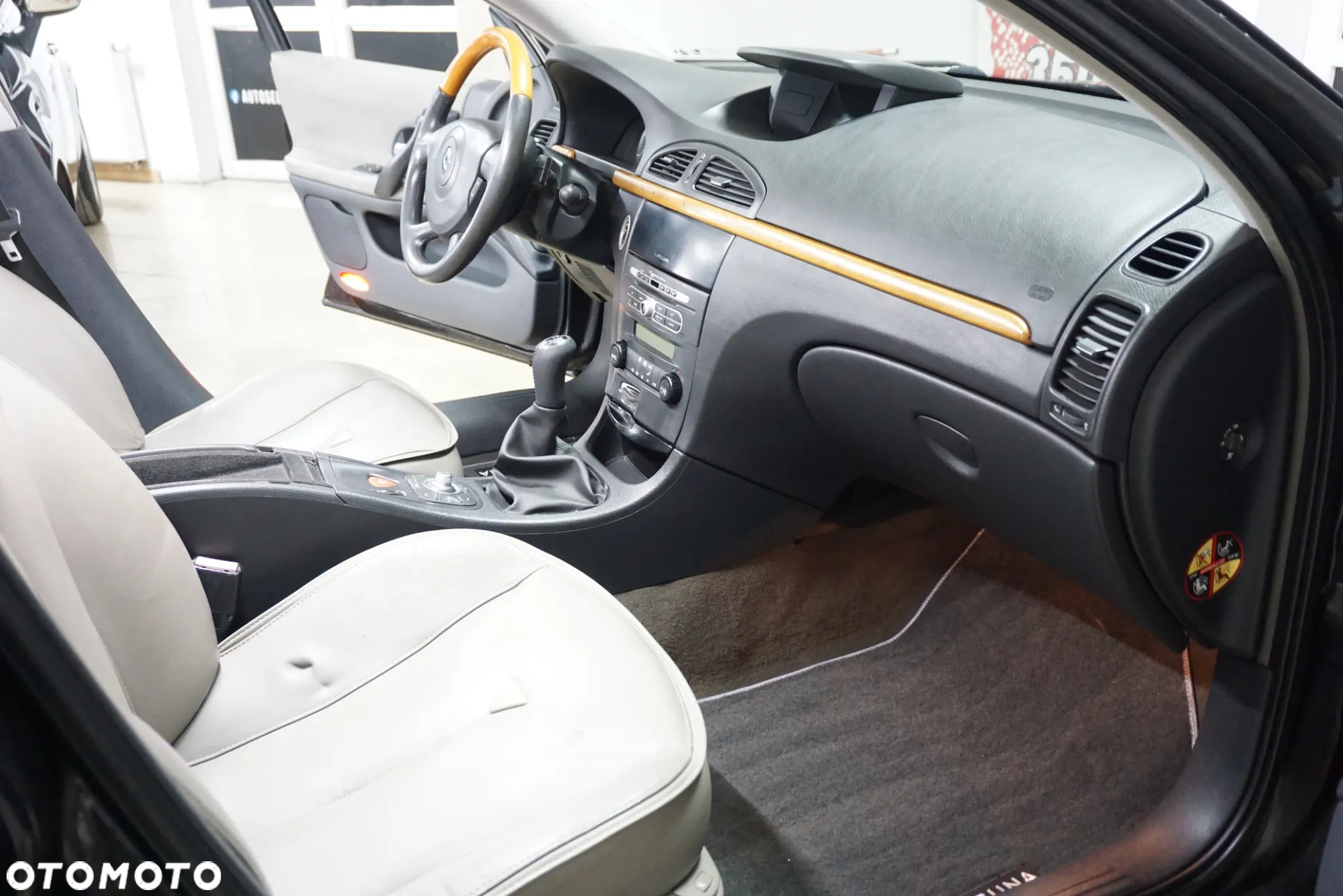 Renault Laguna 2.0 16V Initiale - 14