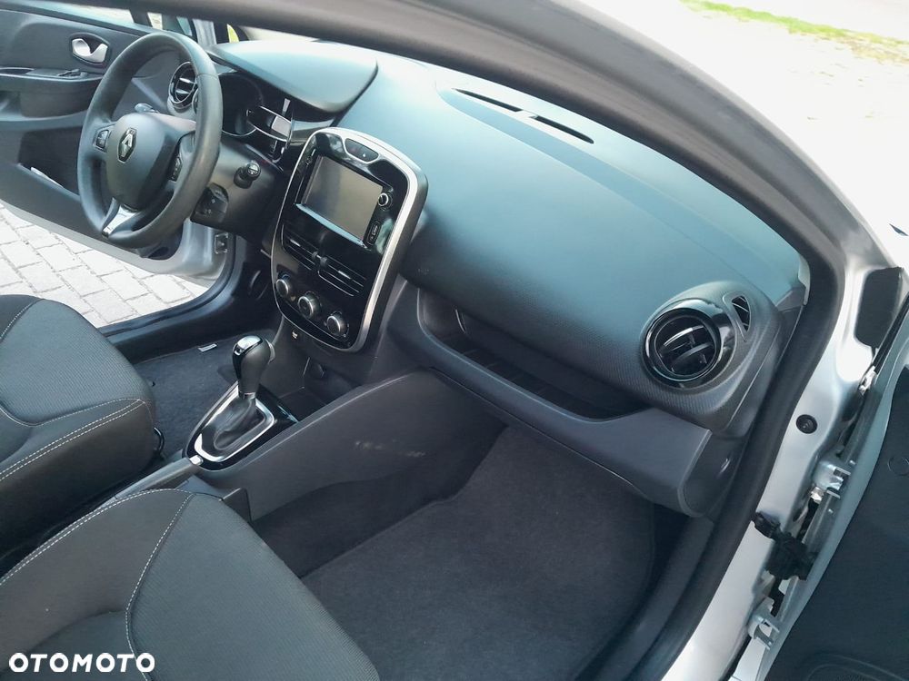 Renault Clio 1.2 TCe Alize EDC - 28