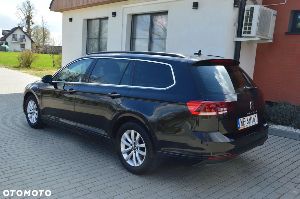 Volkswagen Passat - 14