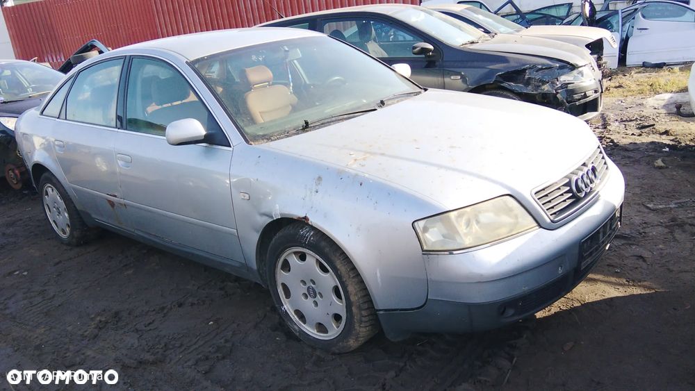 AUDI A6 C5 2.4 BENZYNA - 2