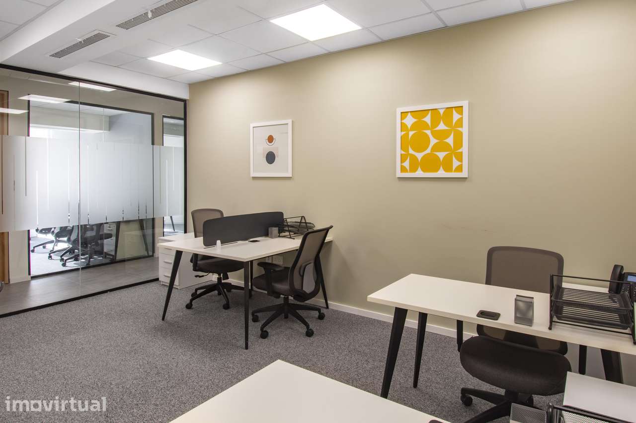 Escritório privado para arrendar – Regus GAIA, Arrabida em Vila Nova - Grande imagem: 4/10