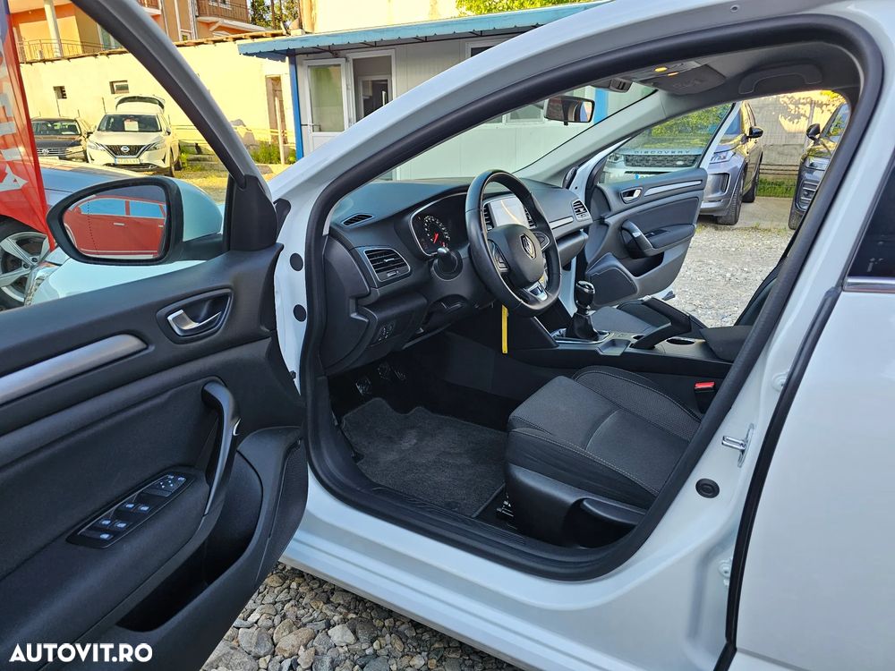 Renault Megane - 18
