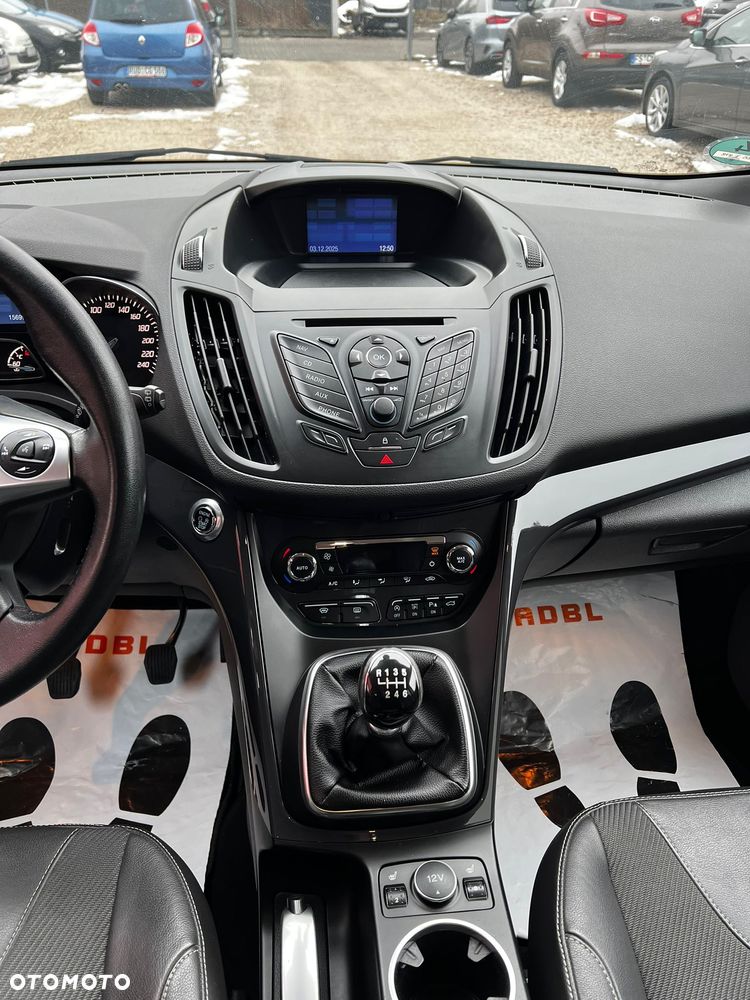 Ford Kuga 2.0 TDCi 4x4 Titanium - 23