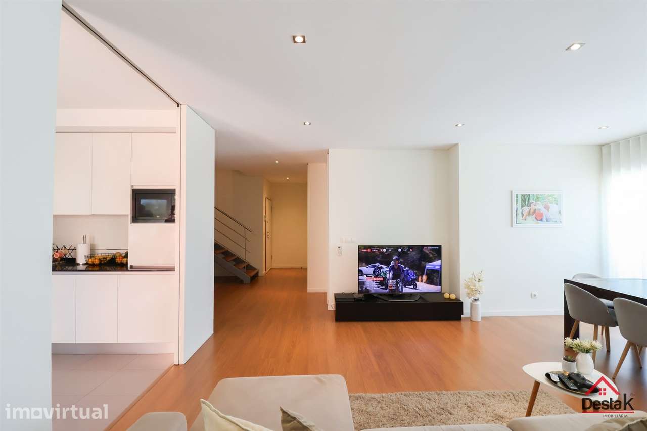 T4 Duplex Centro de Viseu - Grande imagem: 5/29