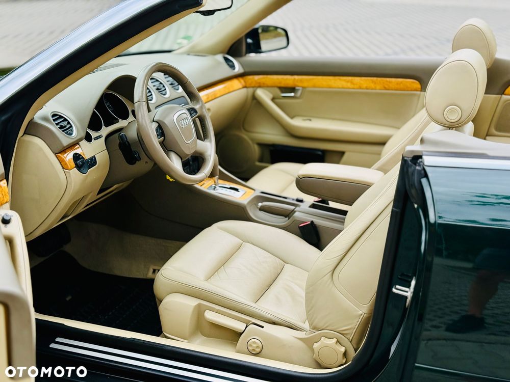 Audi A4 Cabrio - 23
