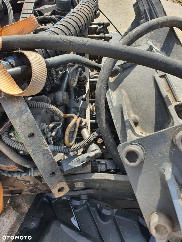 Silnik mercedesbenz 4 cylindrowy diesel - 8