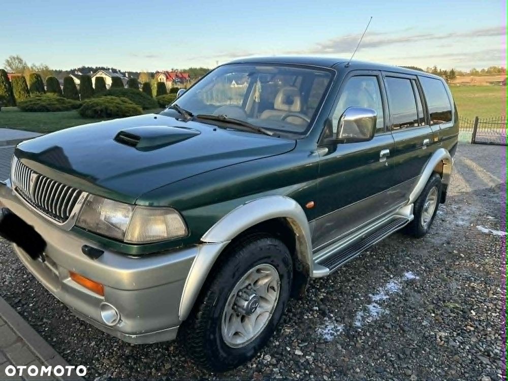 Mitsubishi Pajero 2.5 TD GL - 1