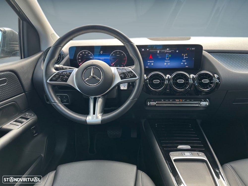 Mercedes-Benz B 180 d - 12