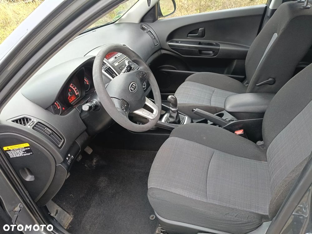 Kia Ceed 1.4 Comfort - 9