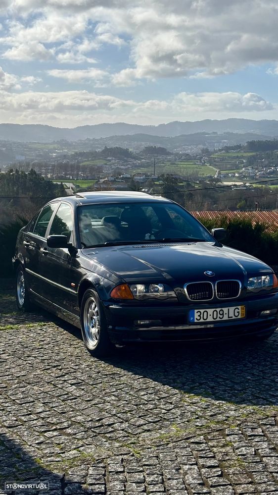 BMW 318 i - 1