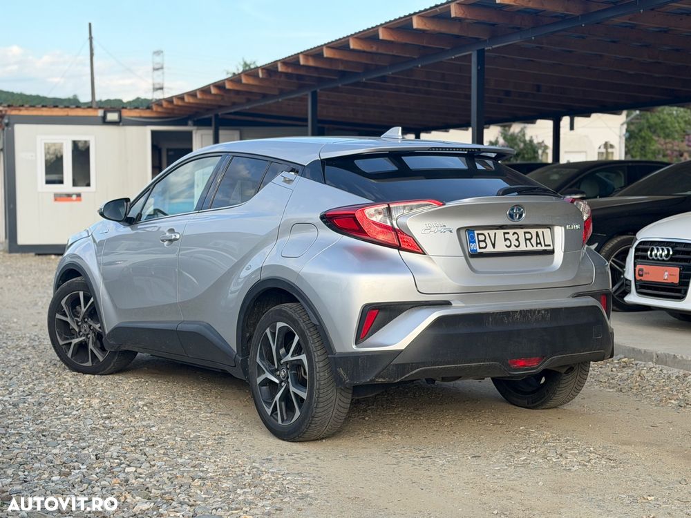 Toyota C-HR Lounge - 3