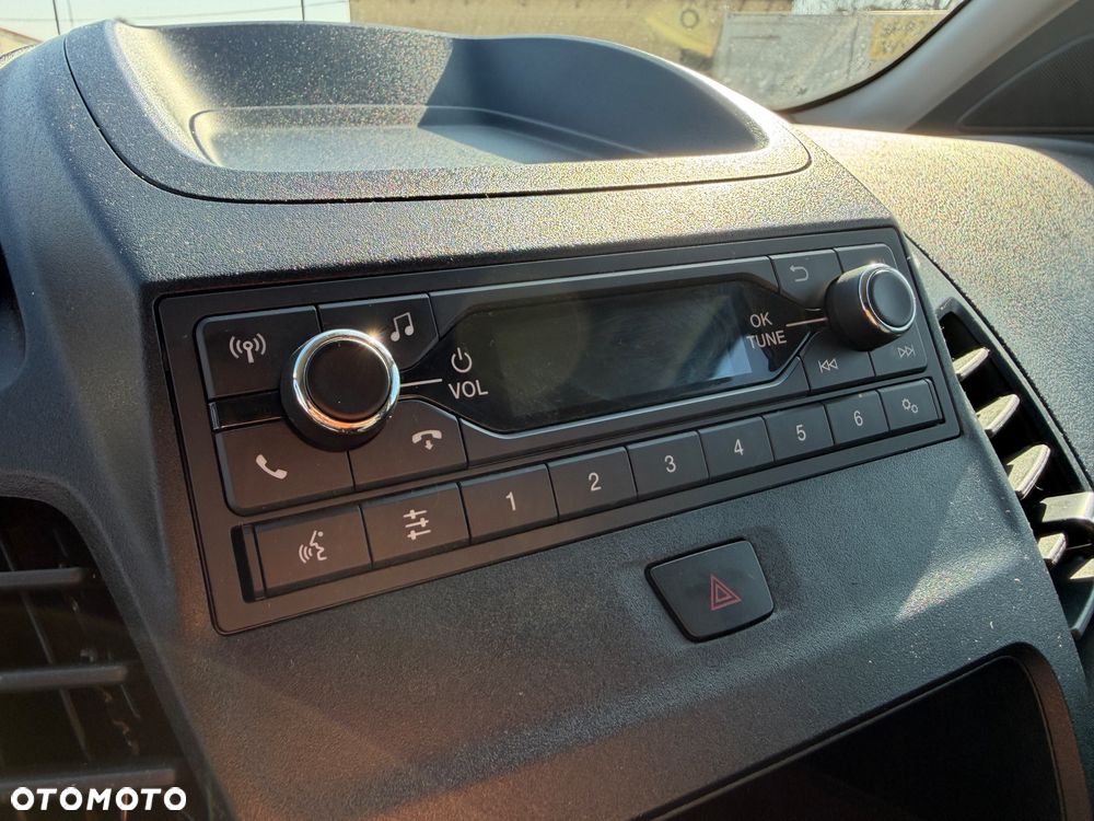Ford Transit Connect - 24