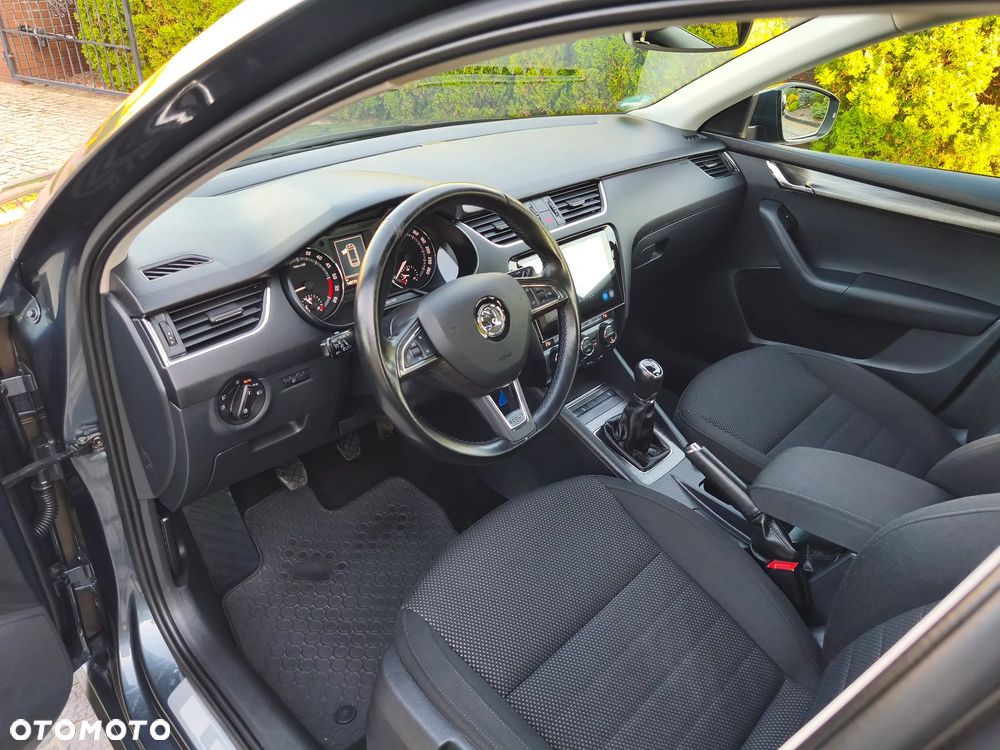 Skoda Octavia 2.0 TDI (Green tec) 4x4 Scout - 19