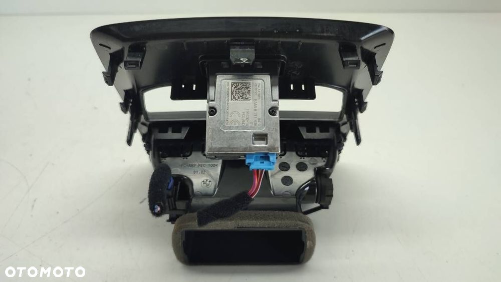KRATKA NAWIEWU TYŁ ŁADOWARKA USB BMW G20 G21 2021 - 3