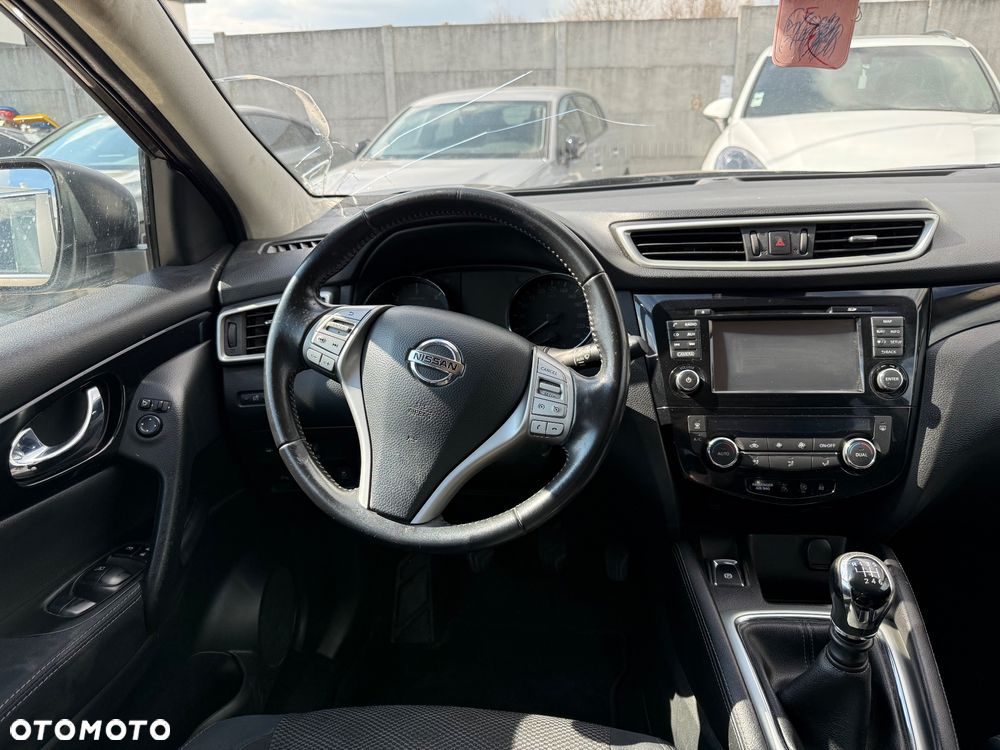 Nissan Qashqai - 10