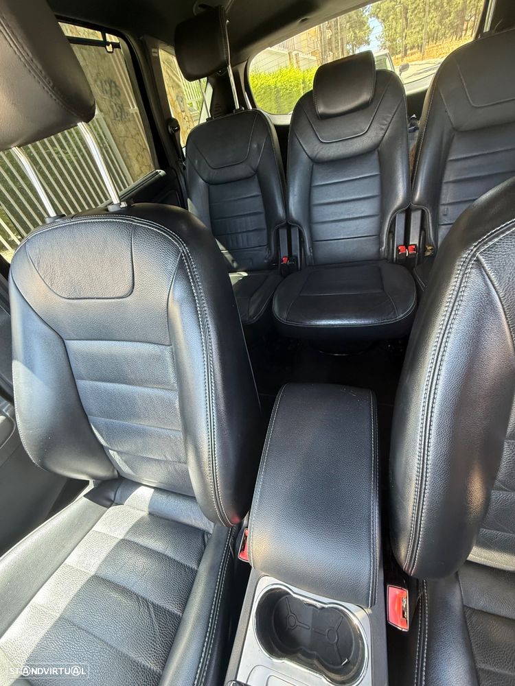 Ford S-Max 2.0 TDCi Titanium 7L - 13
