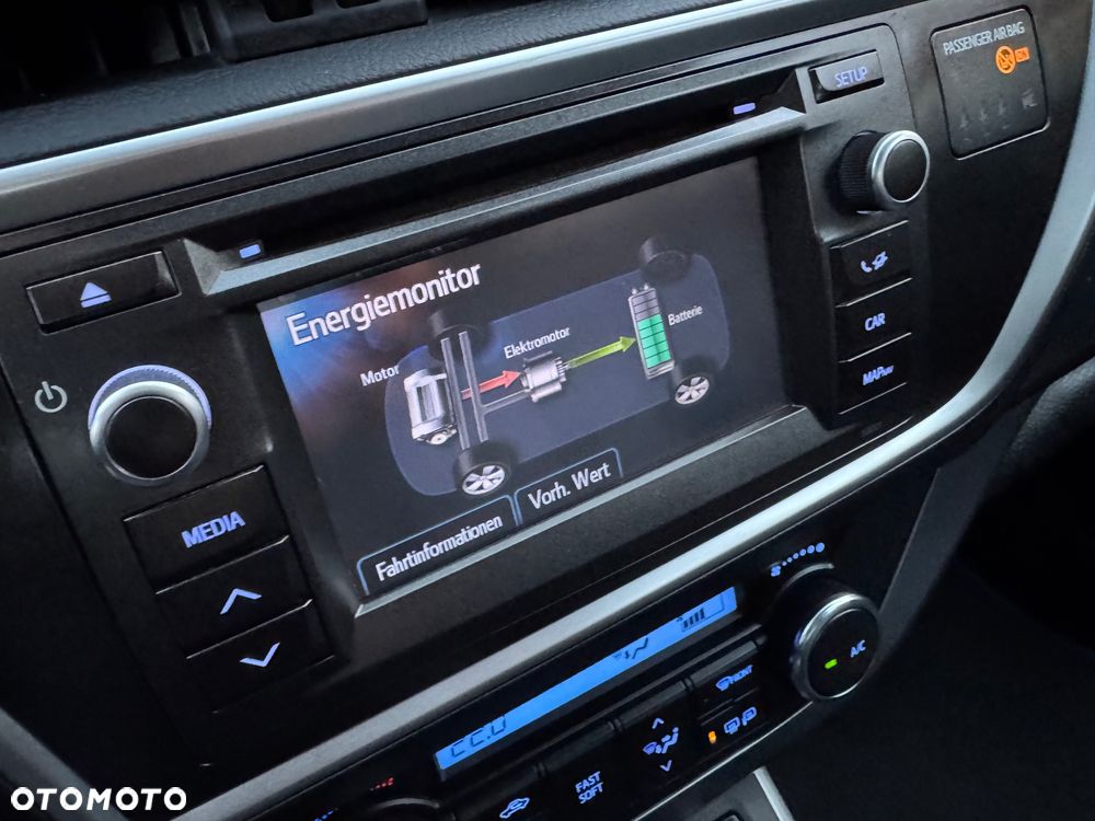 Toyota Auris - 33