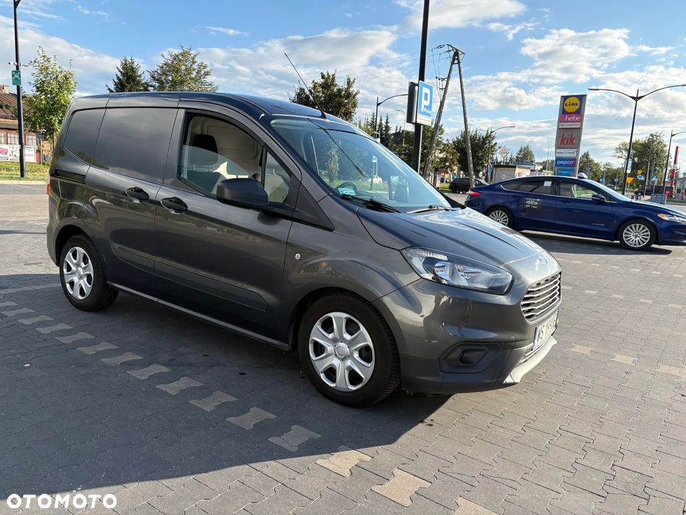 Ford Transit Courier - 2