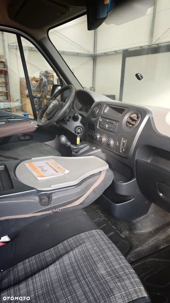 Renault Master - 15