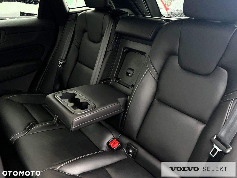 Volvo XC 60 - 31